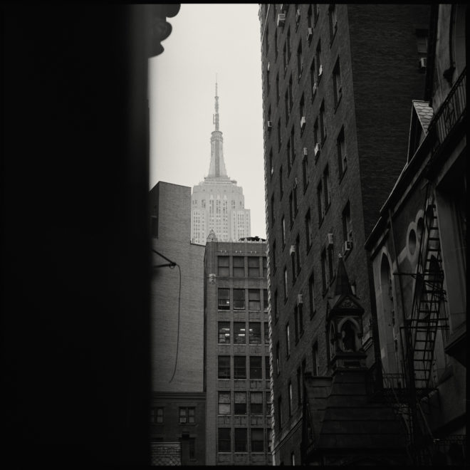 Candid Photos Transport You to the NYC of the ‘80s and ‘90s