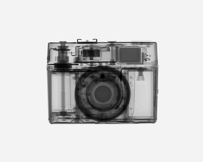 Fascinating X-Rays Reveal the Guts of Cameras, From Polaroids to iPhones